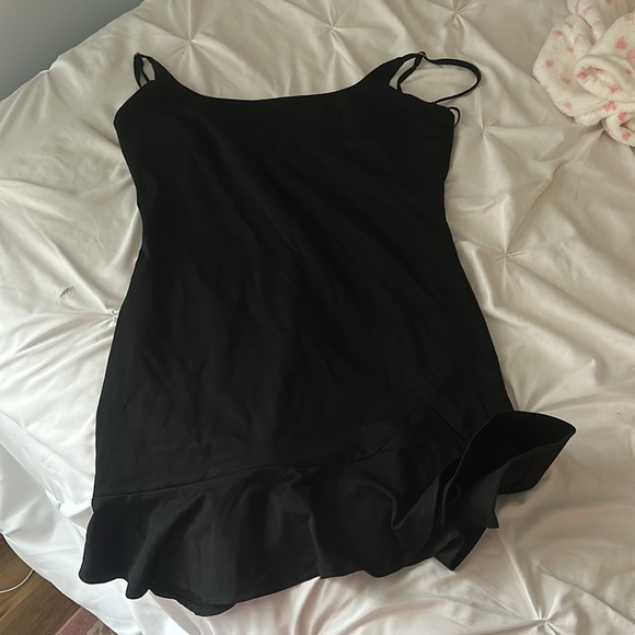 Princess Polly black dress - Picture 2 of 3